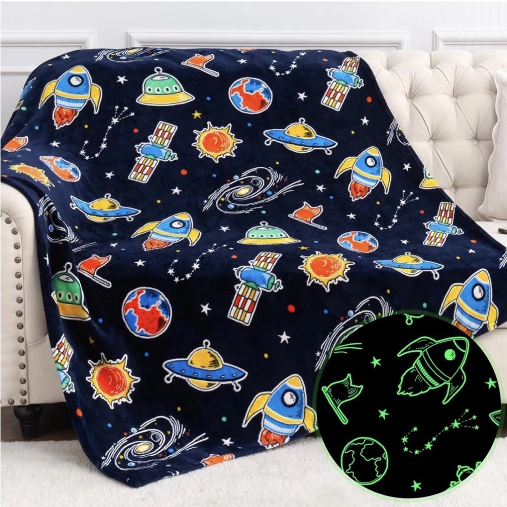 Space Adventure Kids Blanket - Glow in the Dark